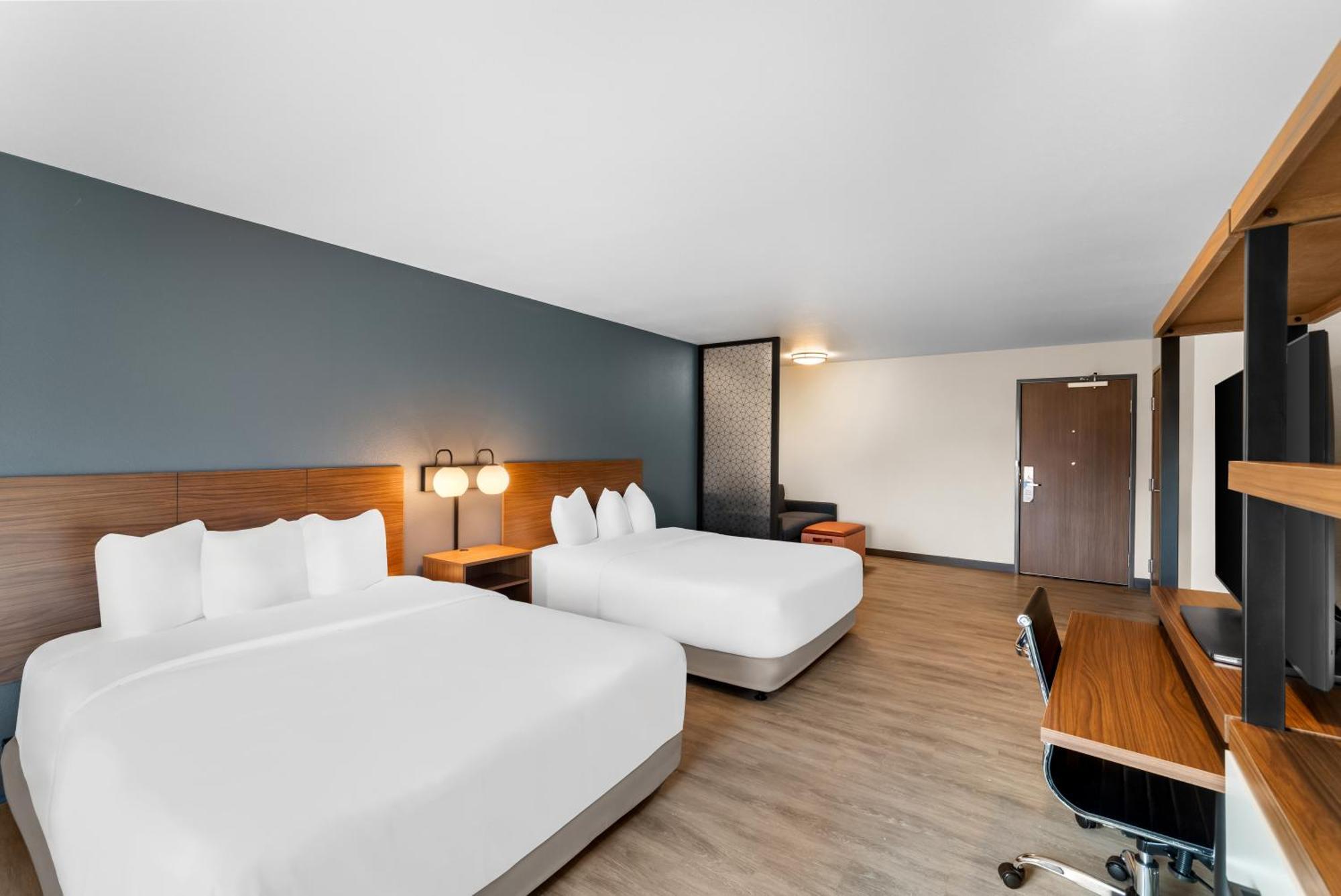 Everhome Suites باستروب المظهر الخارجي الصورة
