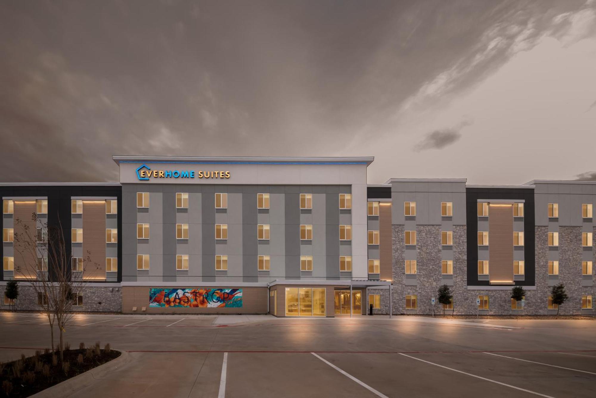 Everhome Suites باستروب المظهر الخارجي الصورة