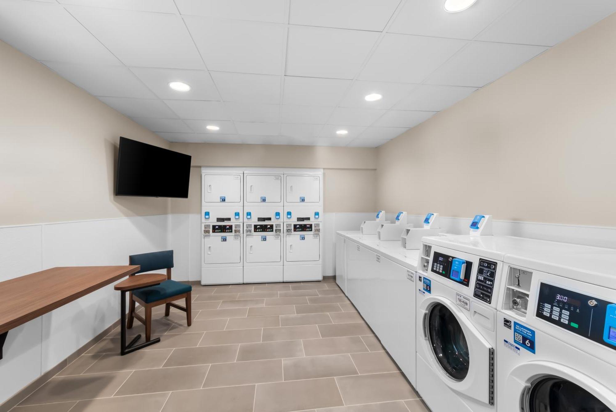 Everhome Suites باستروب المظهر الخارجي الصورة