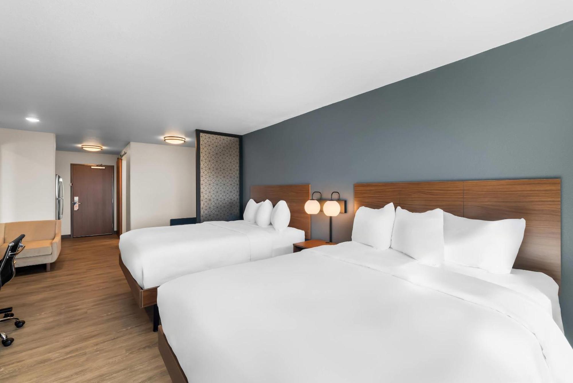 Everhome Suites باستروب المظهر الخارجي الصورة